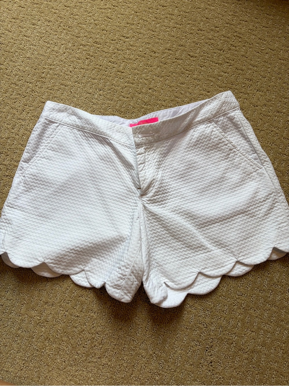 Lilly Pulitzer White Scallop-Edge High-Waist Shorts